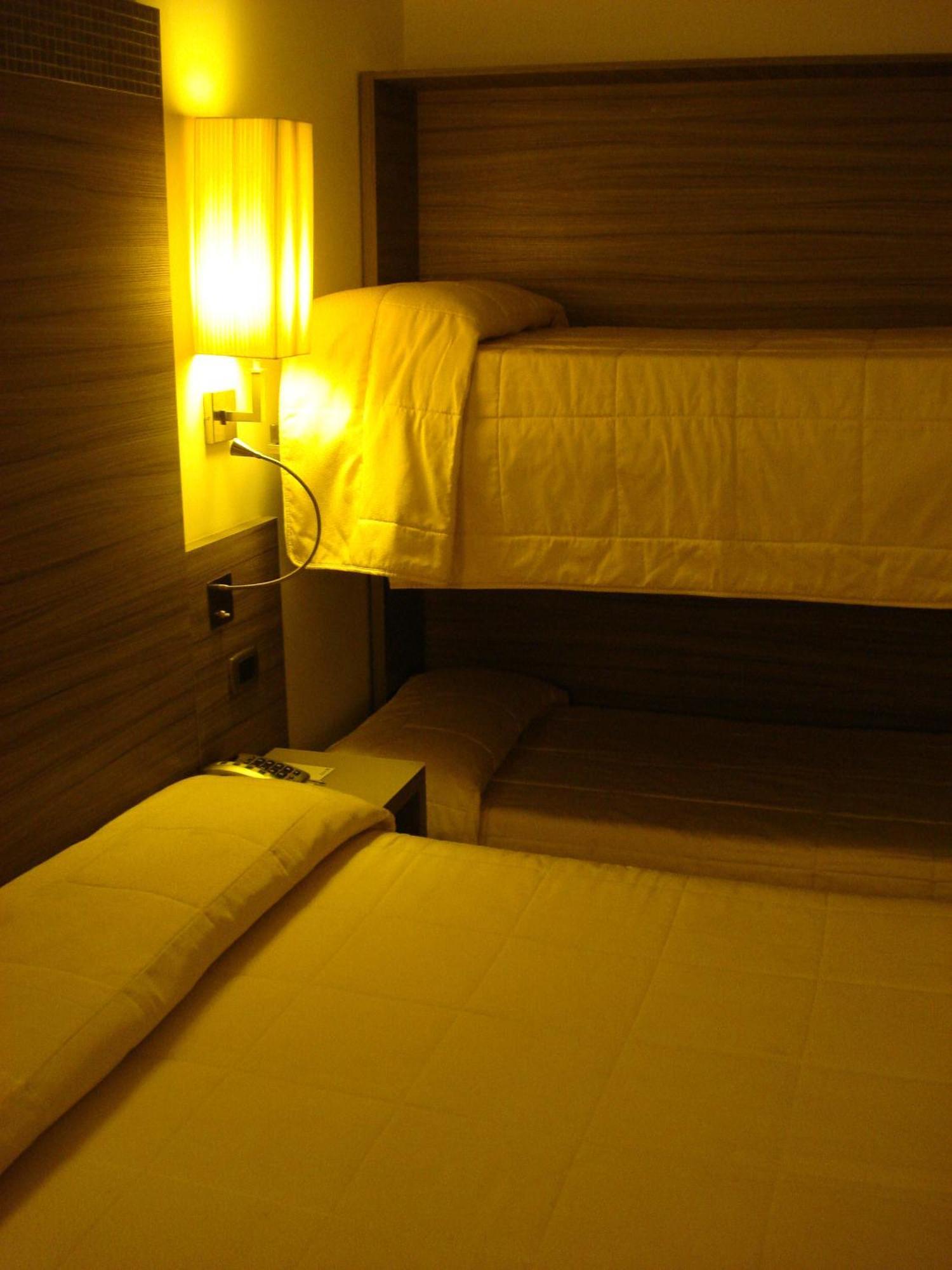 Morrisson Exclusive Rooms Rom Rum bild