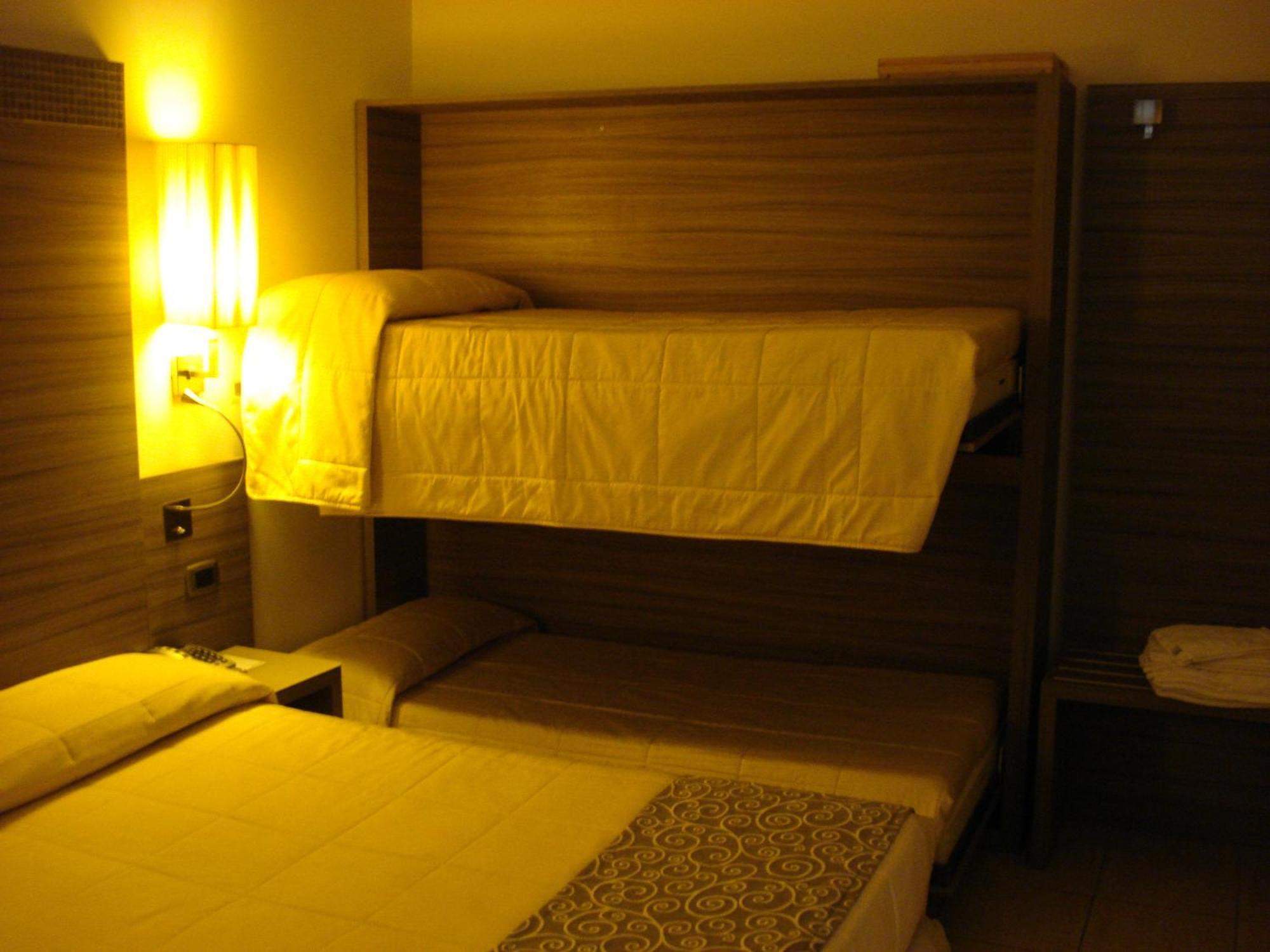 Morrisson Exclusive Rooms Rom Rum bild
